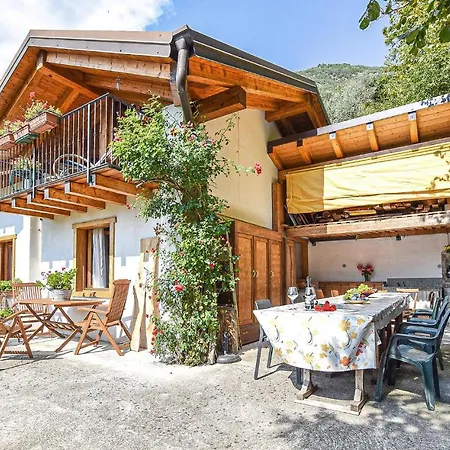 Lovely In With Kitchen Holiday home