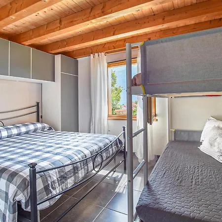 Holiday home Lovely In With Kitchen Bagolino