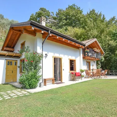 Lovely In With Kitchen *