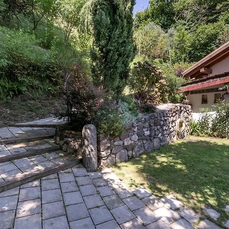 Lovely In With Kitchen *